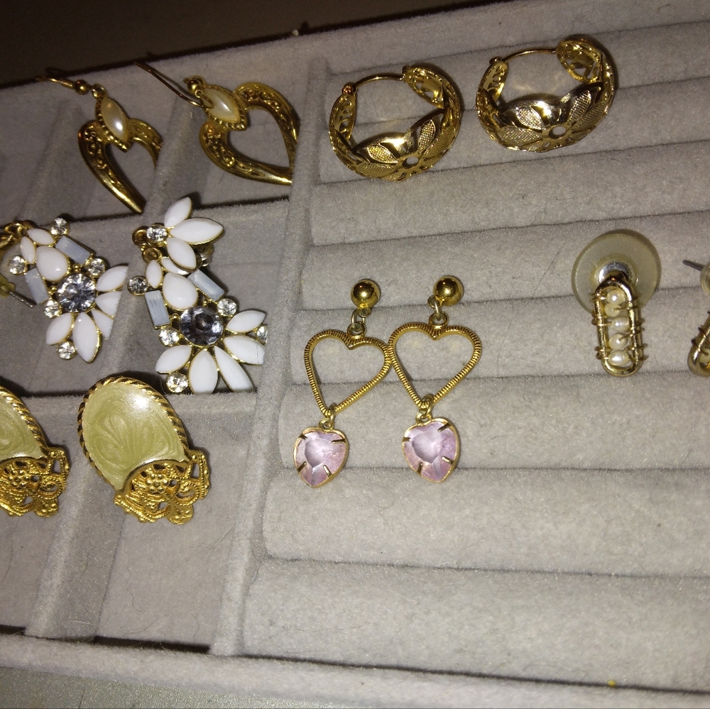 Earring lot 6 pairs